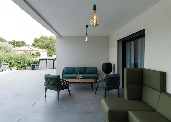 Βίλα Tres Belle A Avec Piscine Chauffee