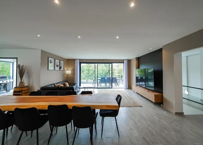 Tres Belle A Avec Piscine Chauffee Ghisonaccia