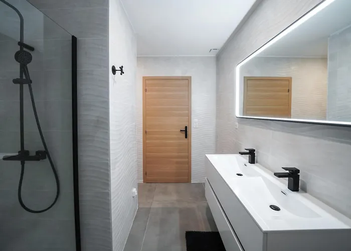 Tres Belle A Avec Piscine Chauffee * Ghisonaccia